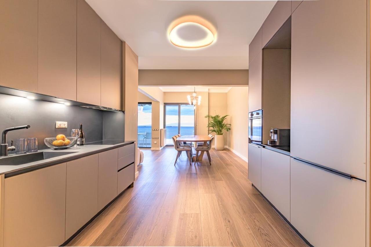 Iconic Salonica Suite Seafront Extérieur photo