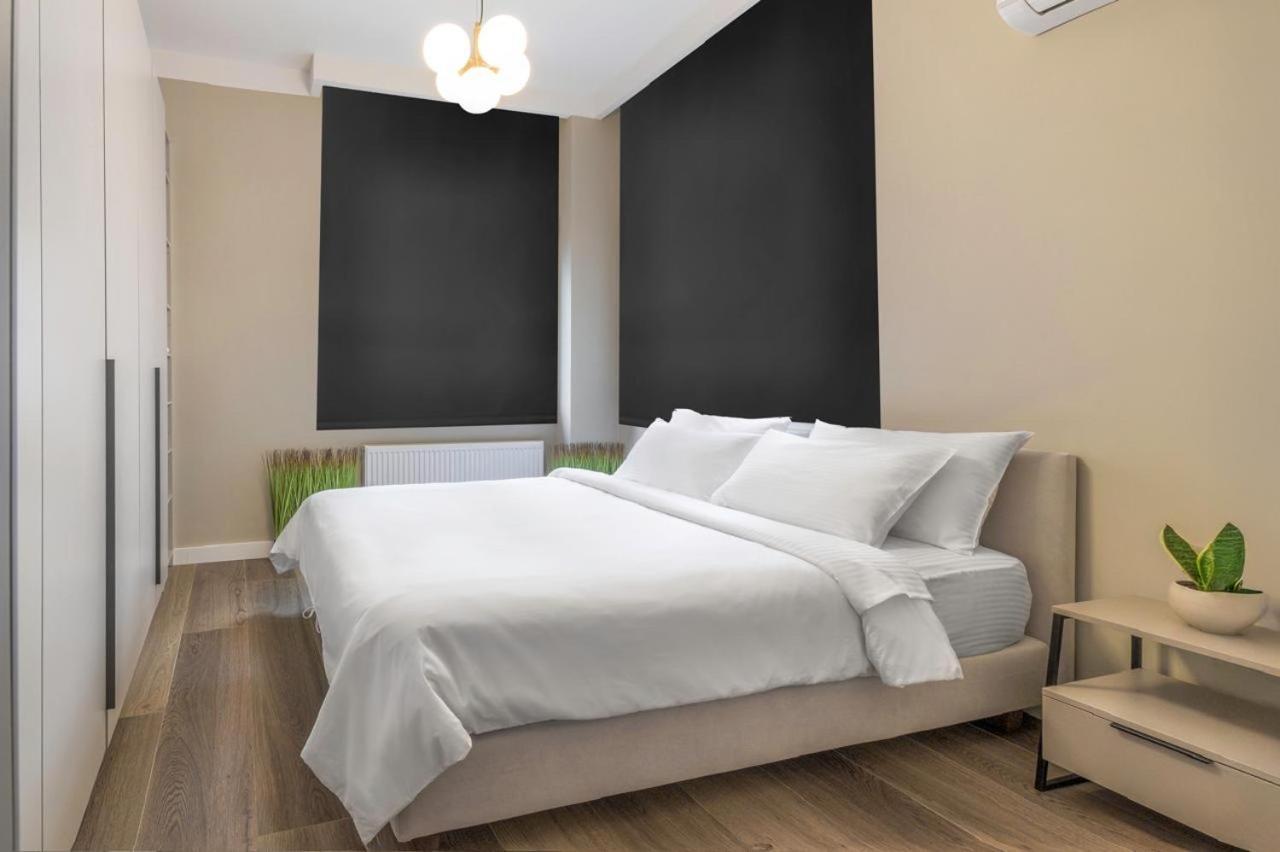 Iconic Salonica Suite Seafront Extérieur photo